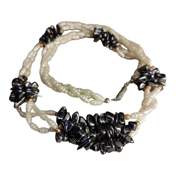 Faux Rice Pearls/Hematite Necklace Clusters Multi strand Lariat Style - Picture 6 of 7